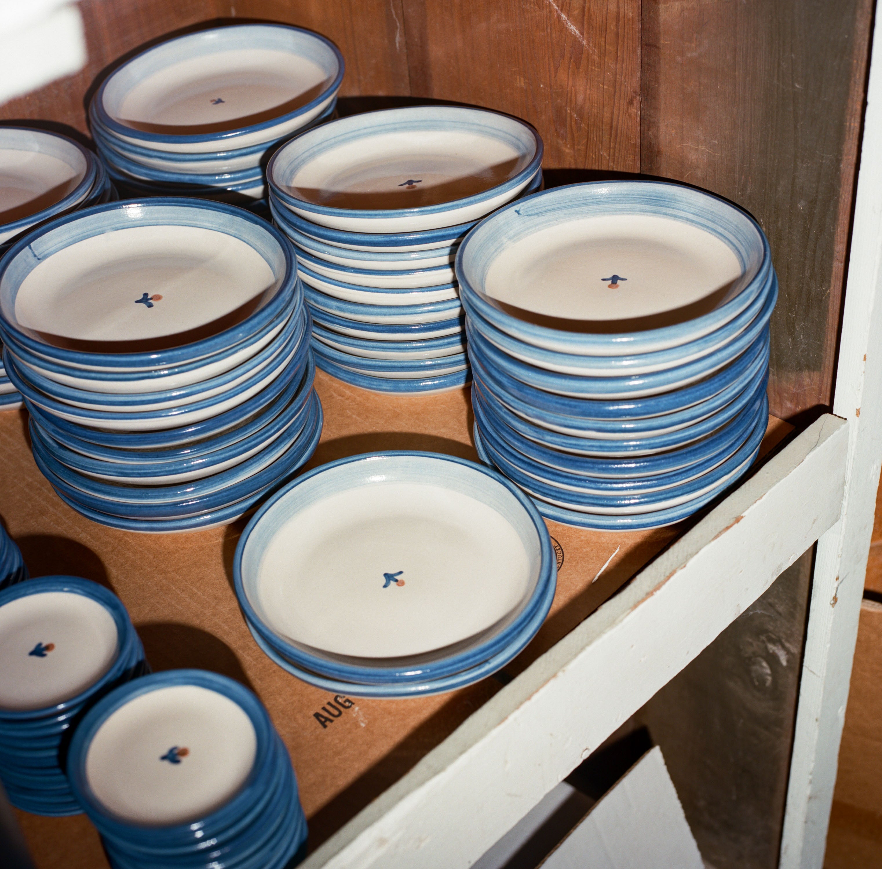 Forget-Me-Not Pasta Plate in Blue