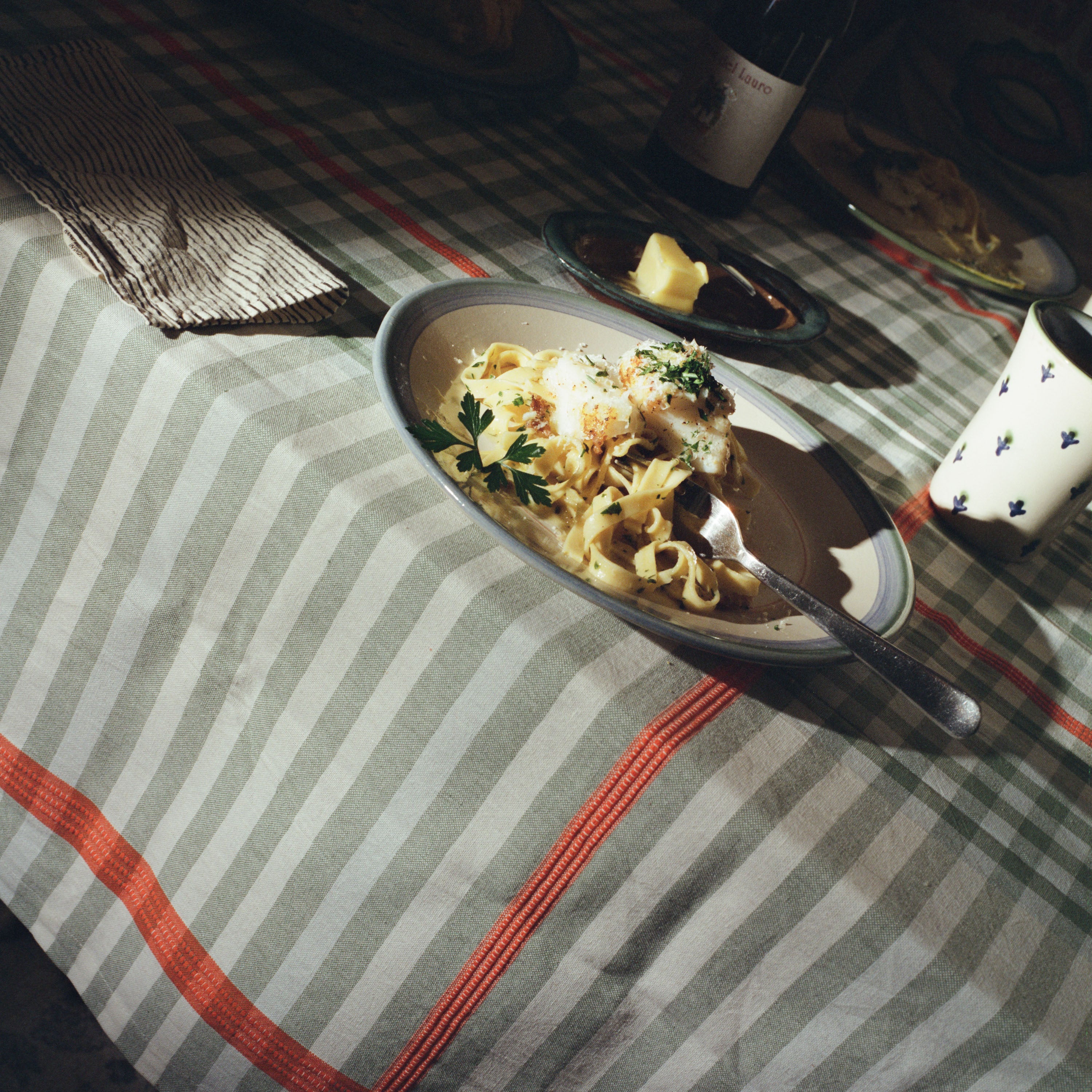 Forget-Me-Not Dinner Plate in Green