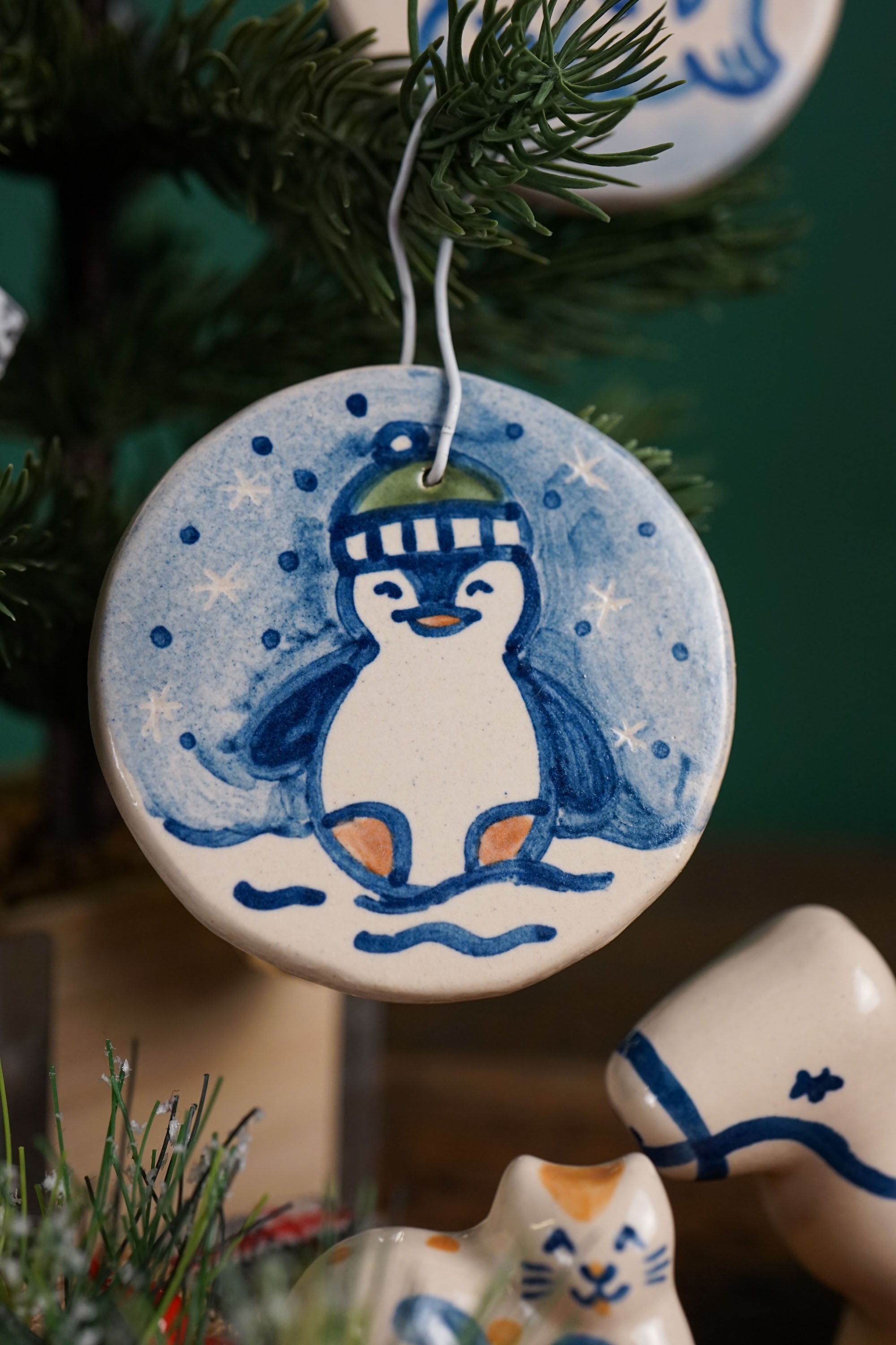 Penguin Polar Pal Round Ornament