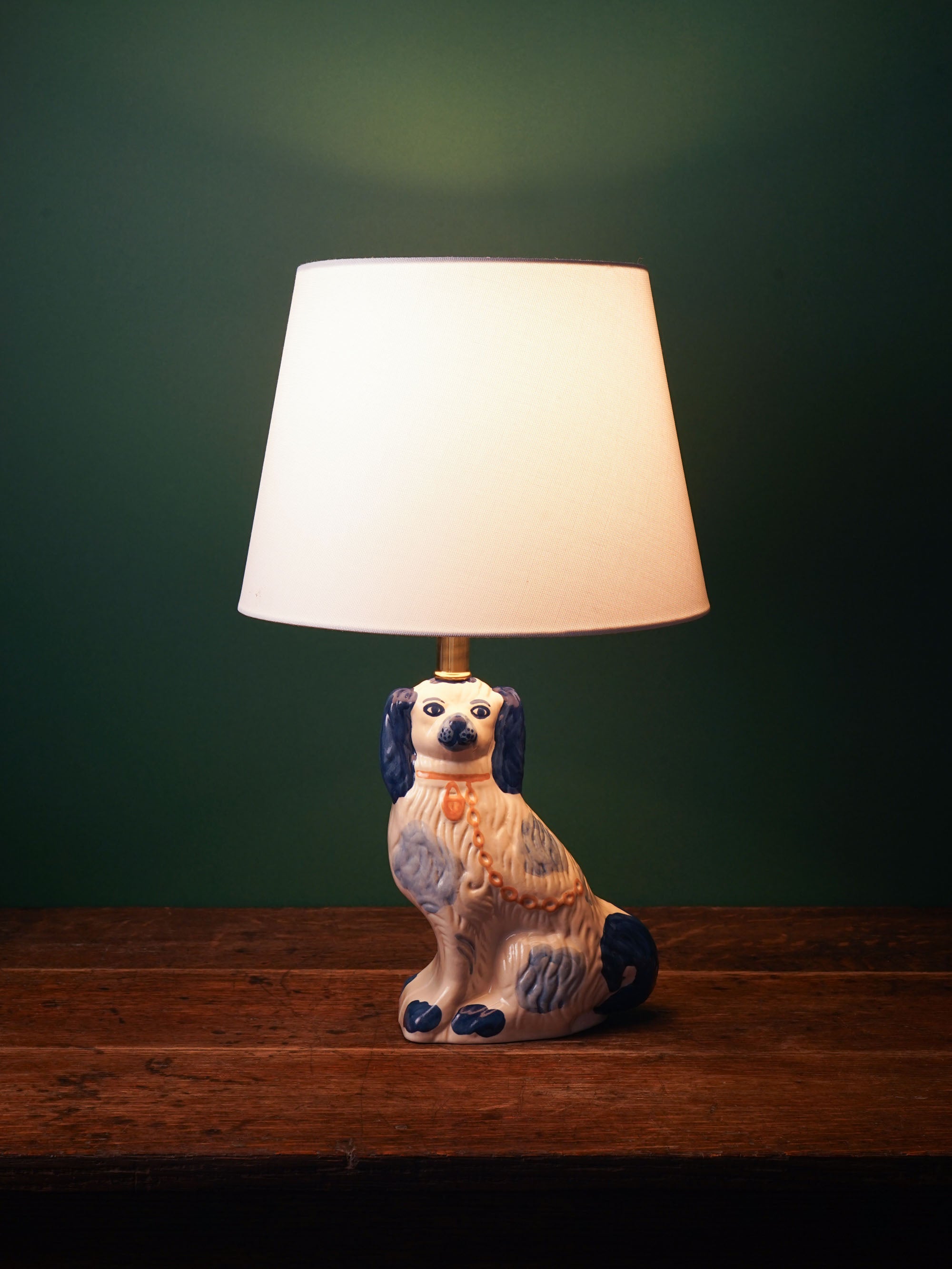 Churchill Staffordshire Dog Lamp