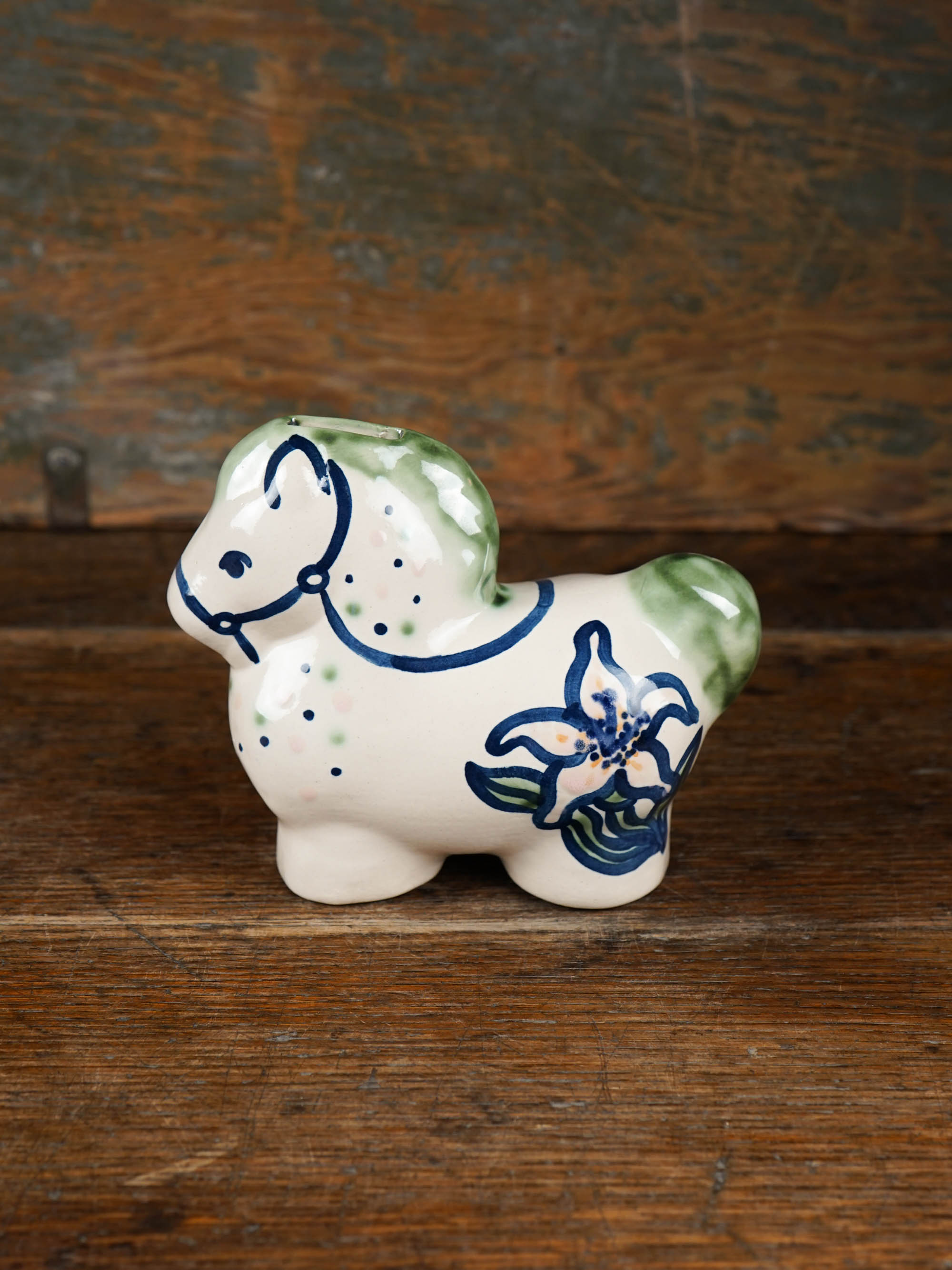 Lily Horse Bank
