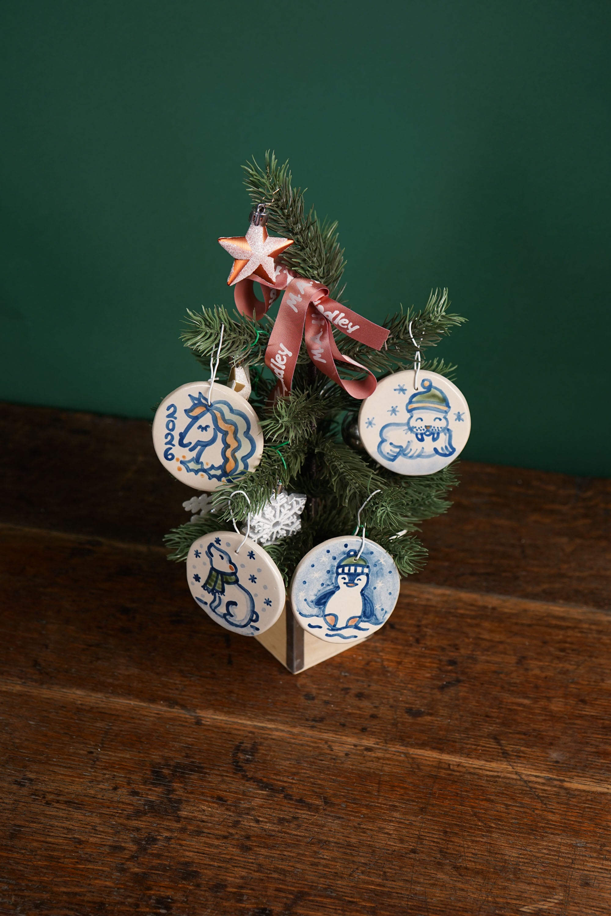 Penguin Polar Pal Round Ornament