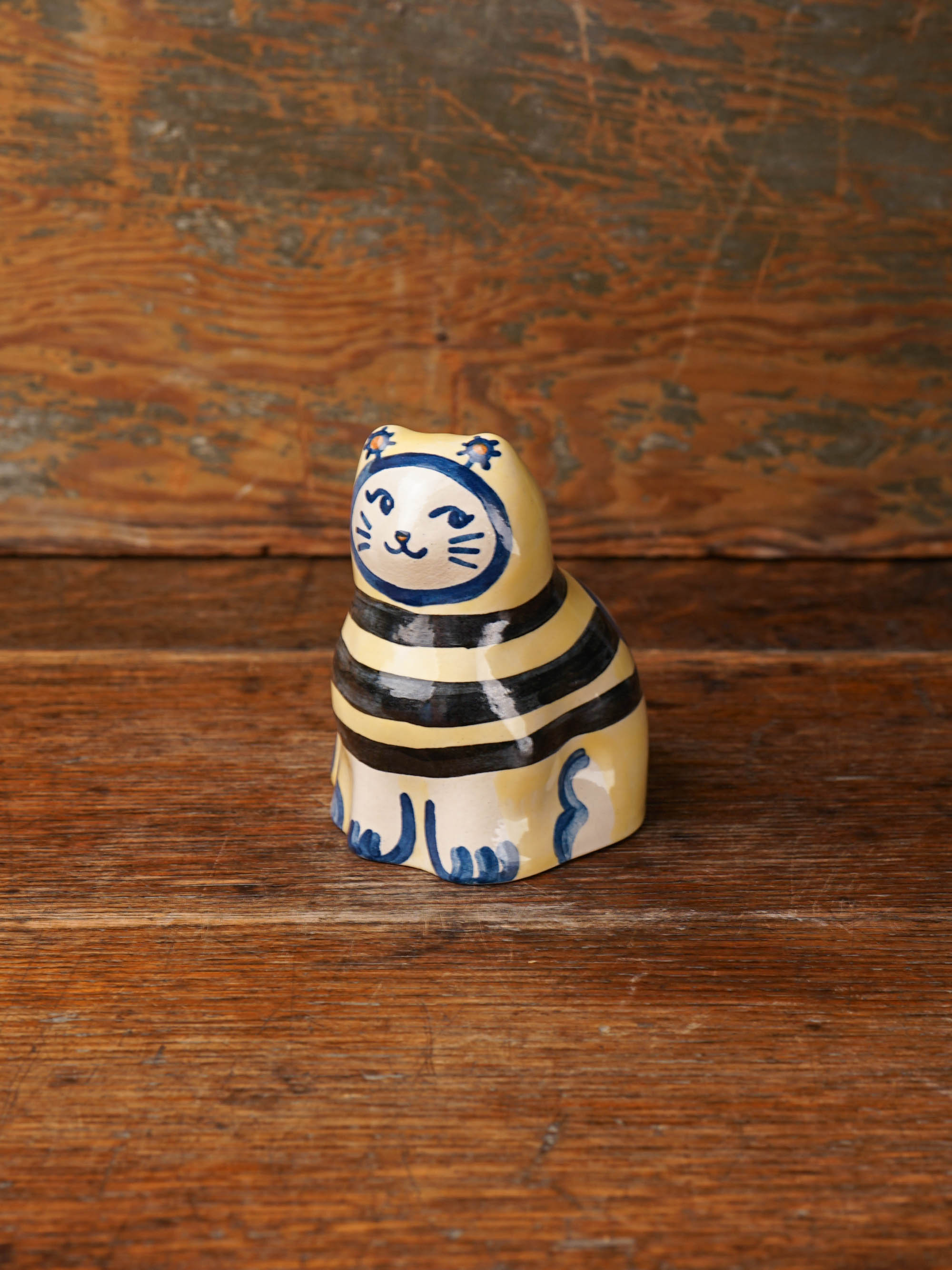 Kitty Bee