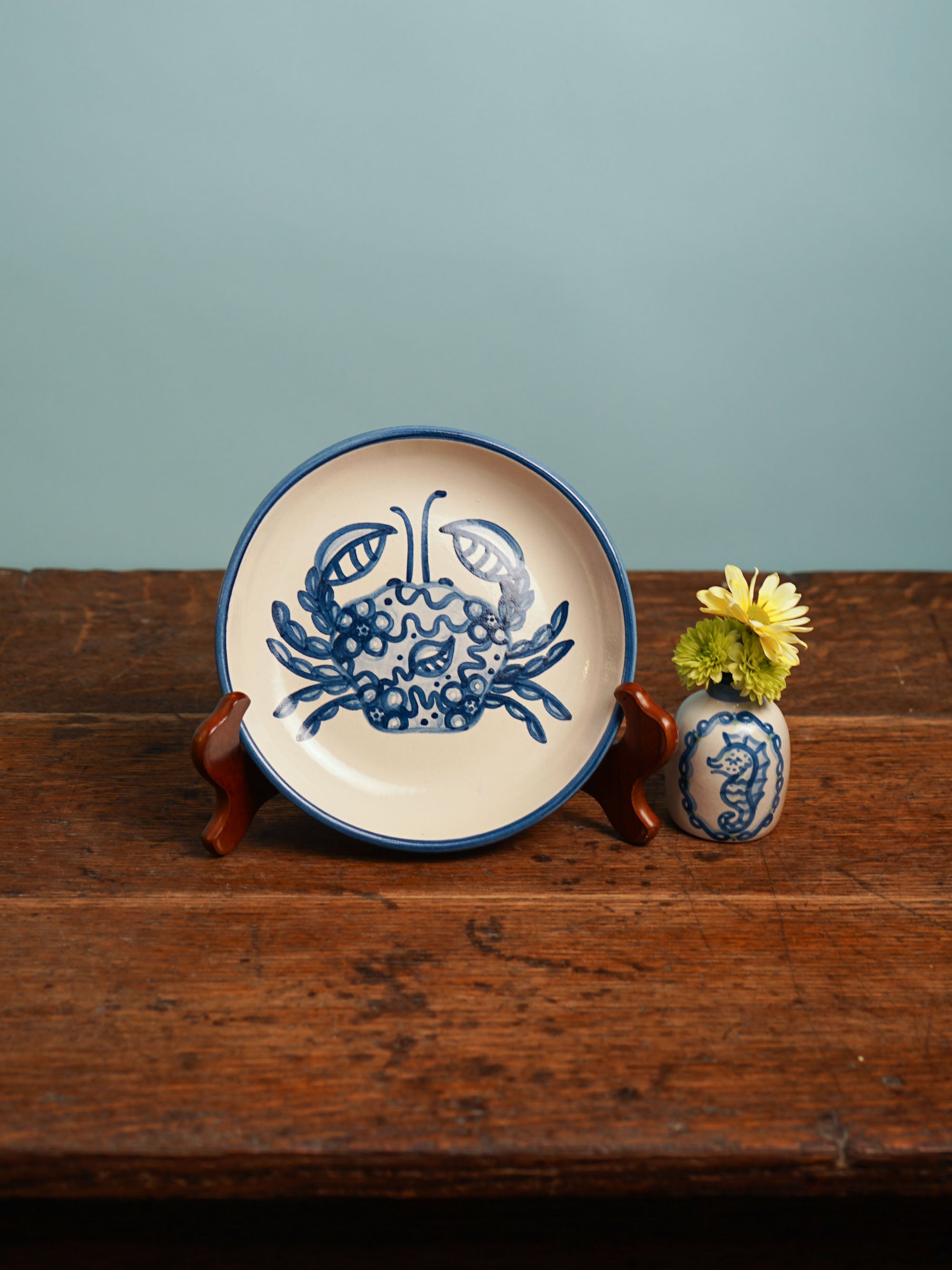 Blue Flower Crab Pasta Plate