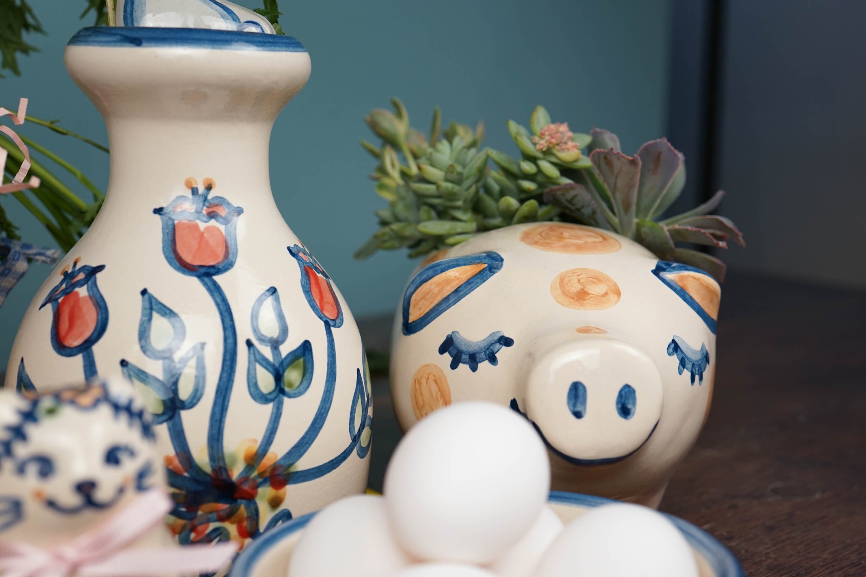 Rust Dot Pig Planter