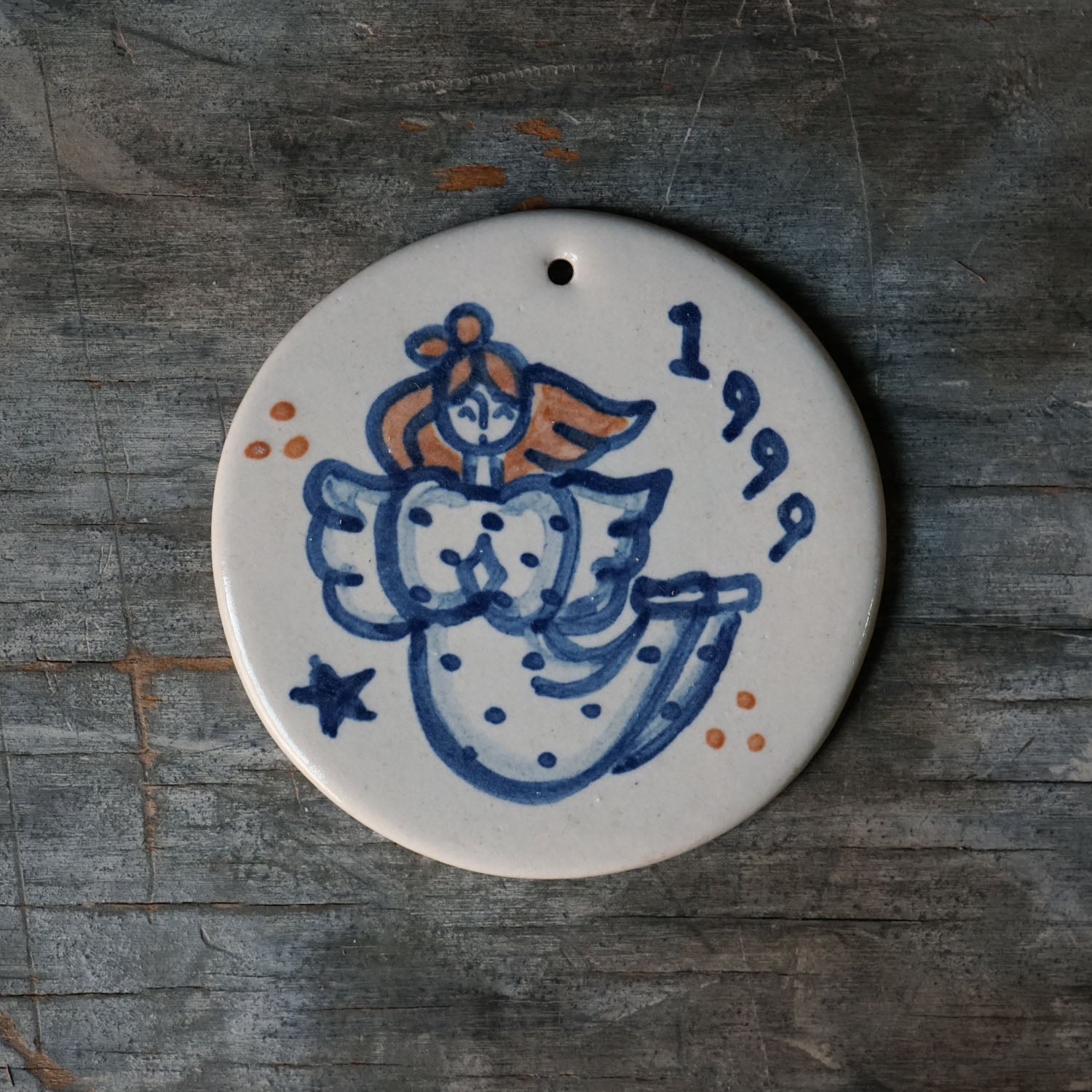 Round Ornament - 1999 Design