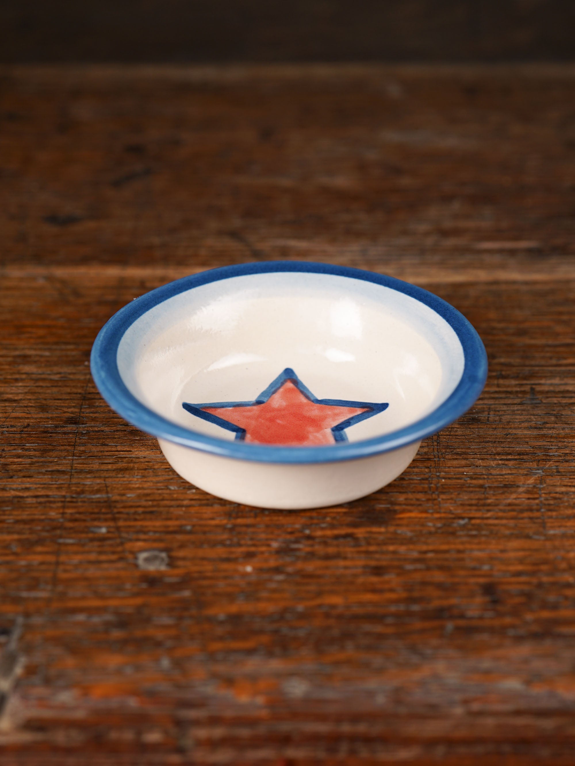Red Star Ramekin