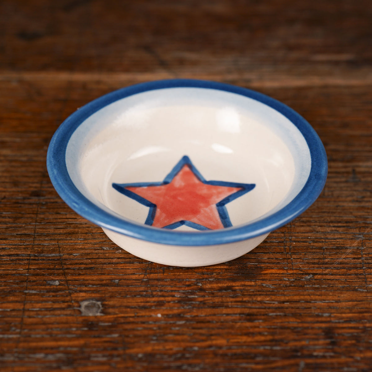 Red Star Ramekin