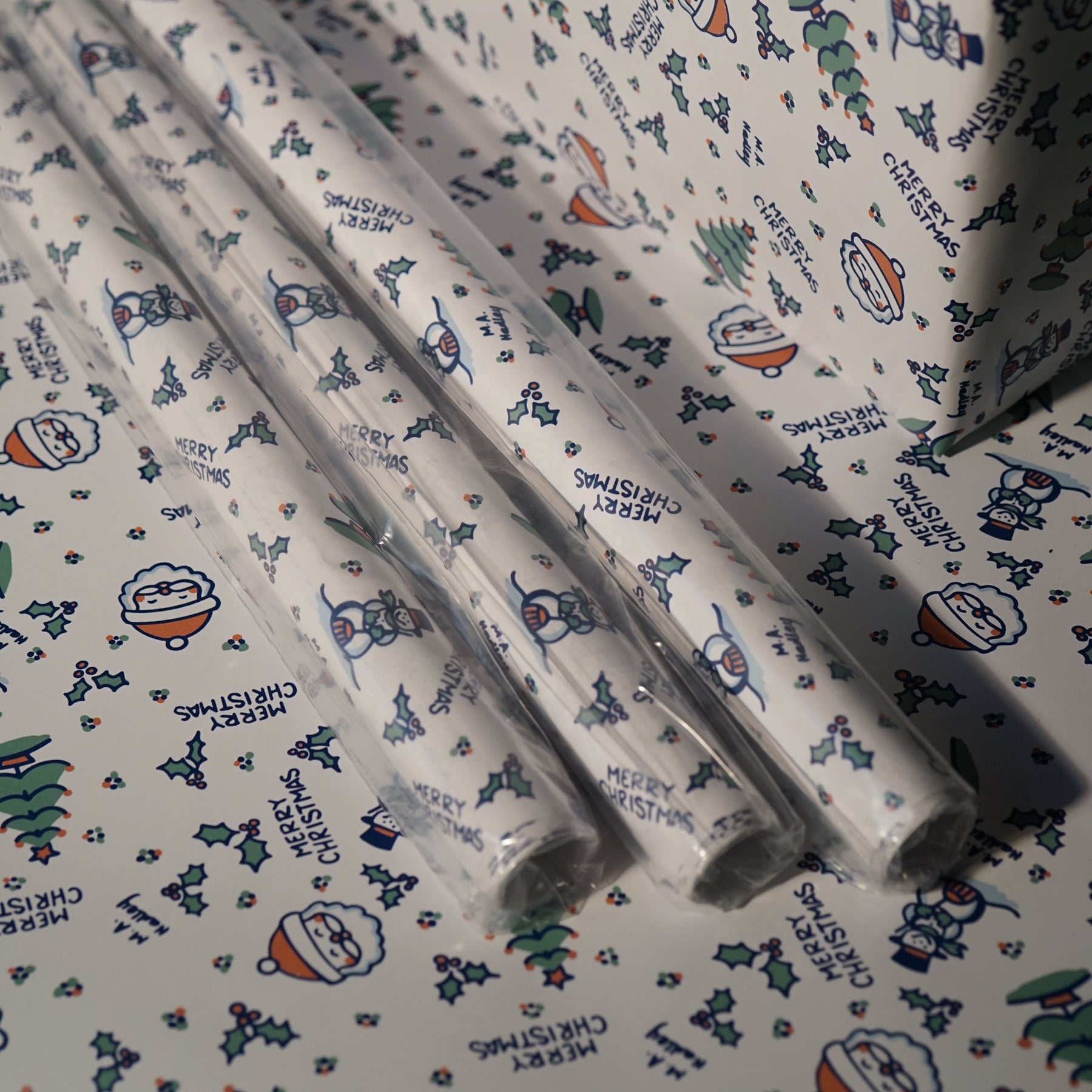 Hadley Holiday Gift Wrap