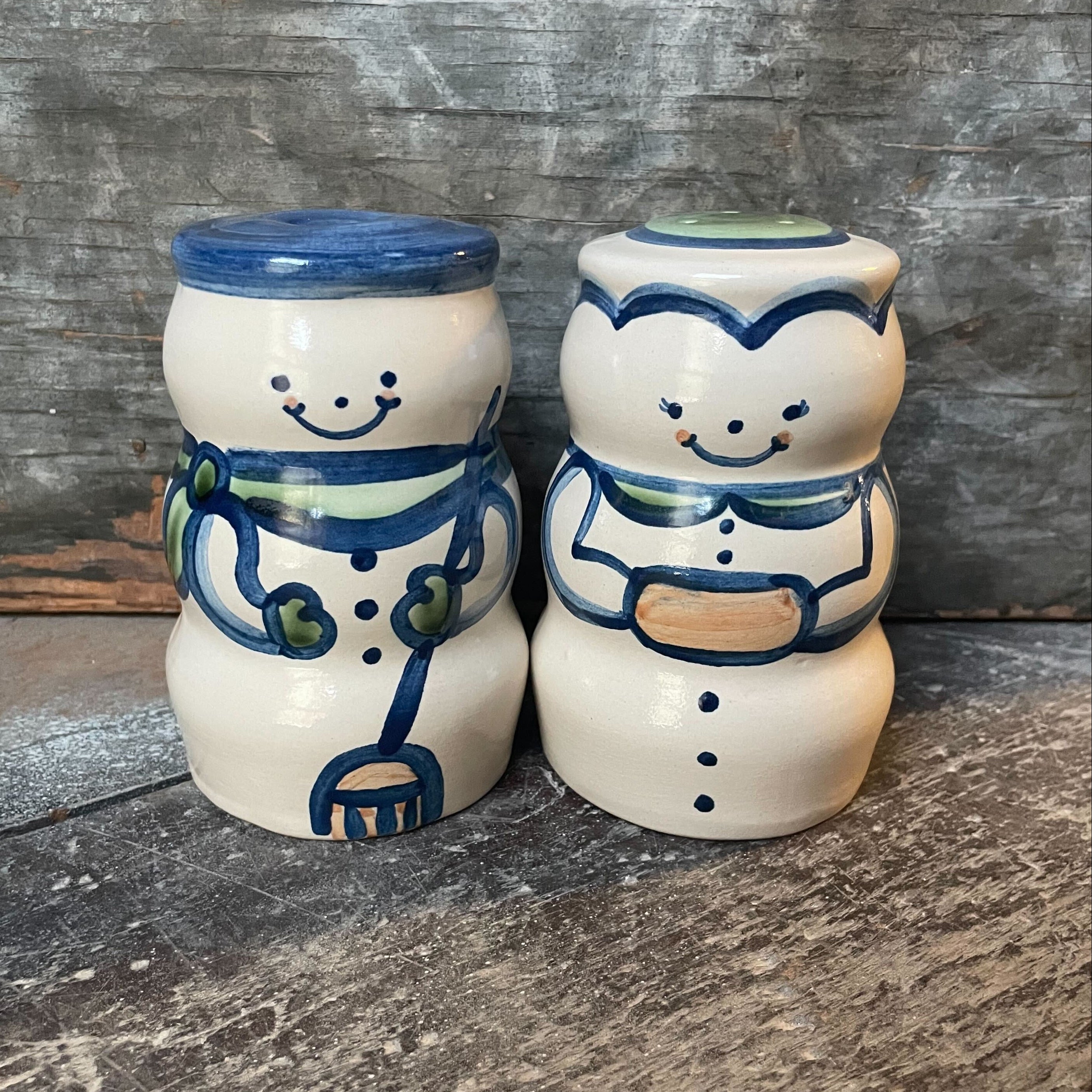 Salt and Pepper Set - Snow Man and Woman