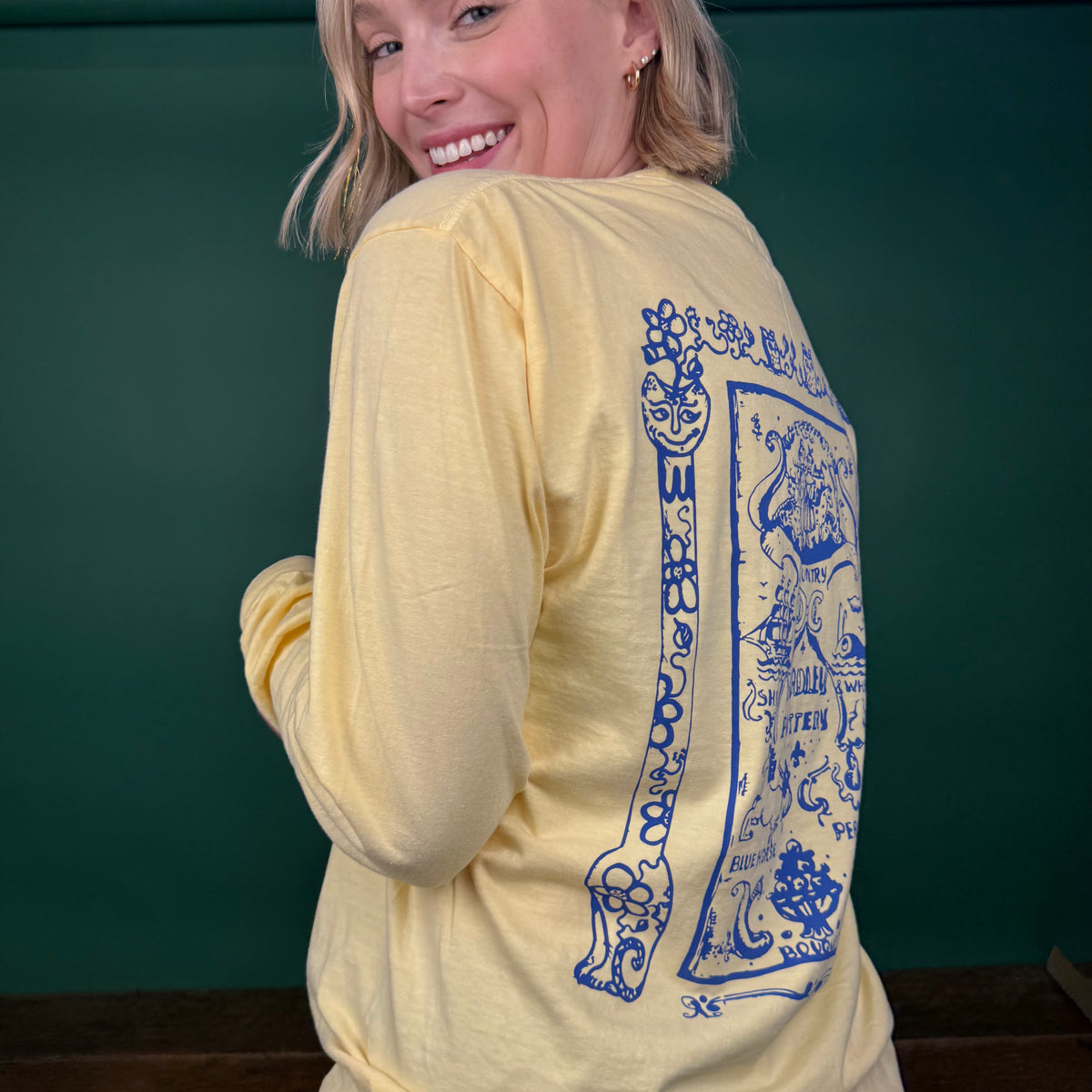 Tall Cat Long Sleeve Pocket T-Shirt