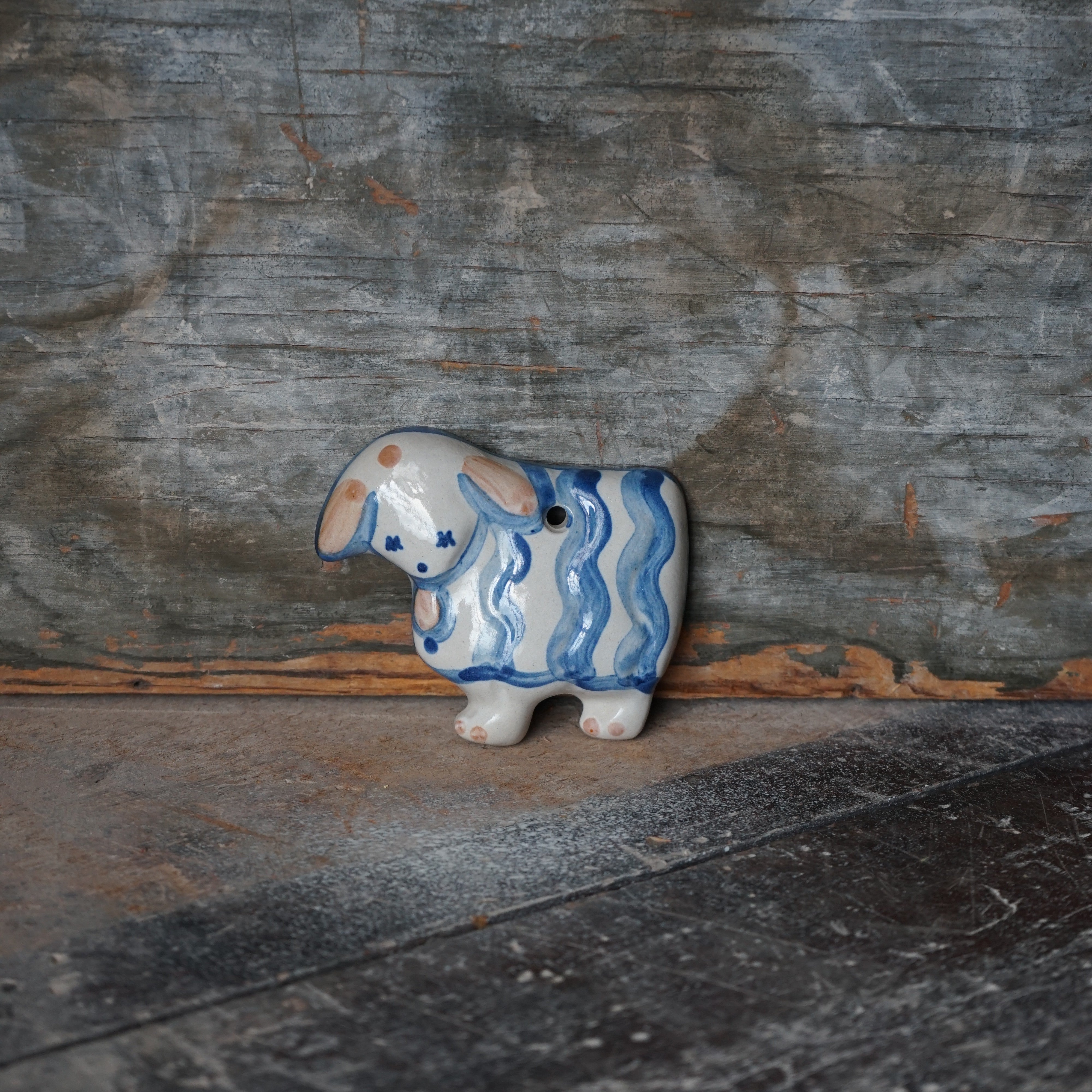 Small Plaque - Lamb - SECOND