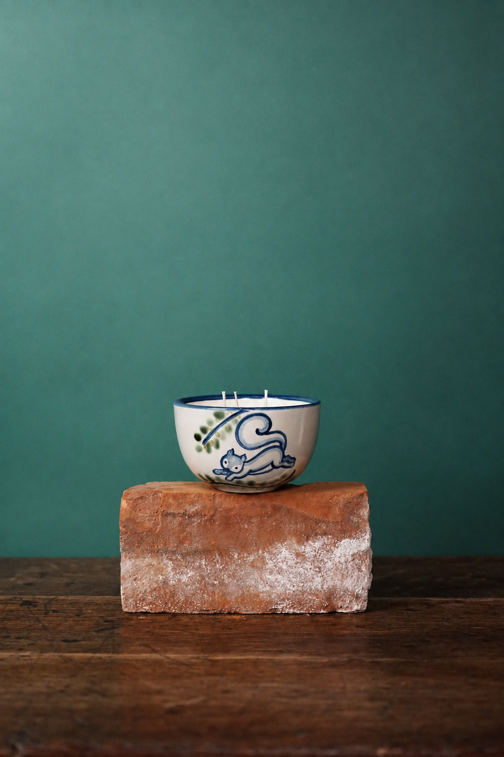 Leaping Squirrel Candle