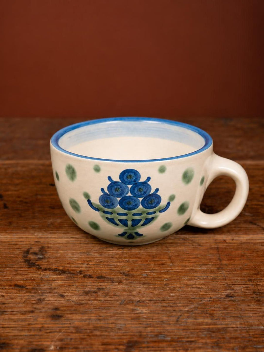 Giant Cup