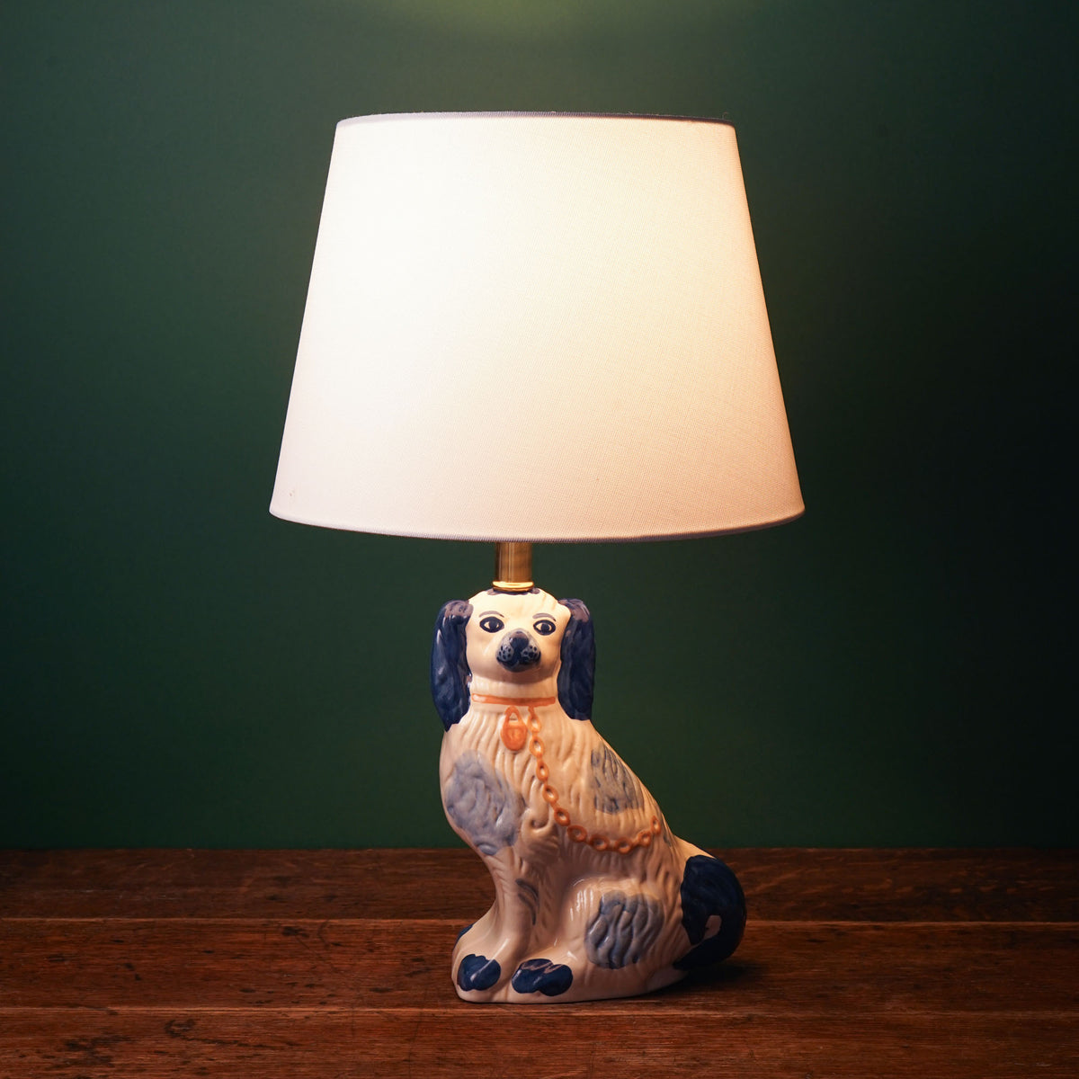 Churchill Staffordshire Dog Lamp