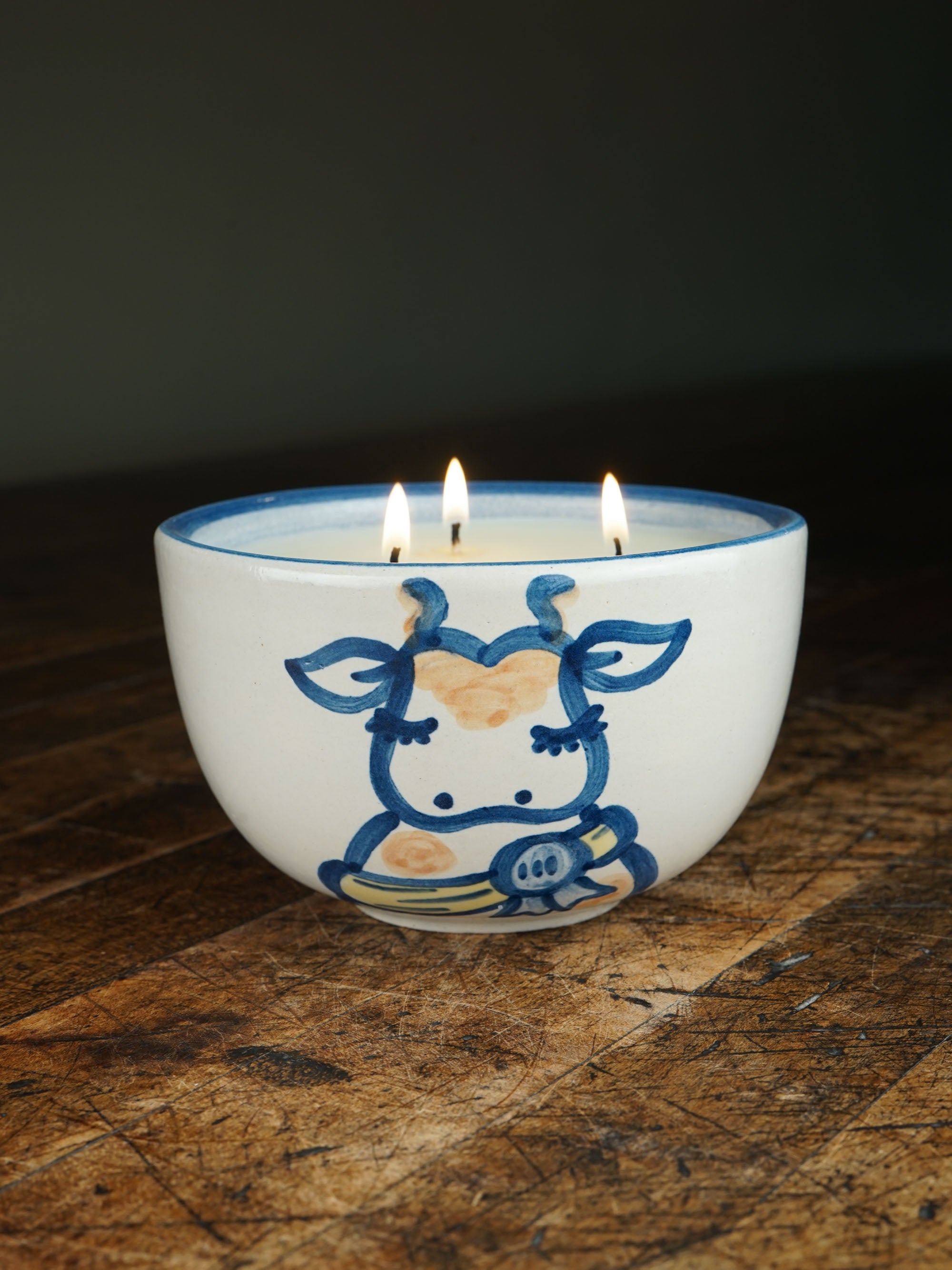 Pride of the Bovine World Candle
