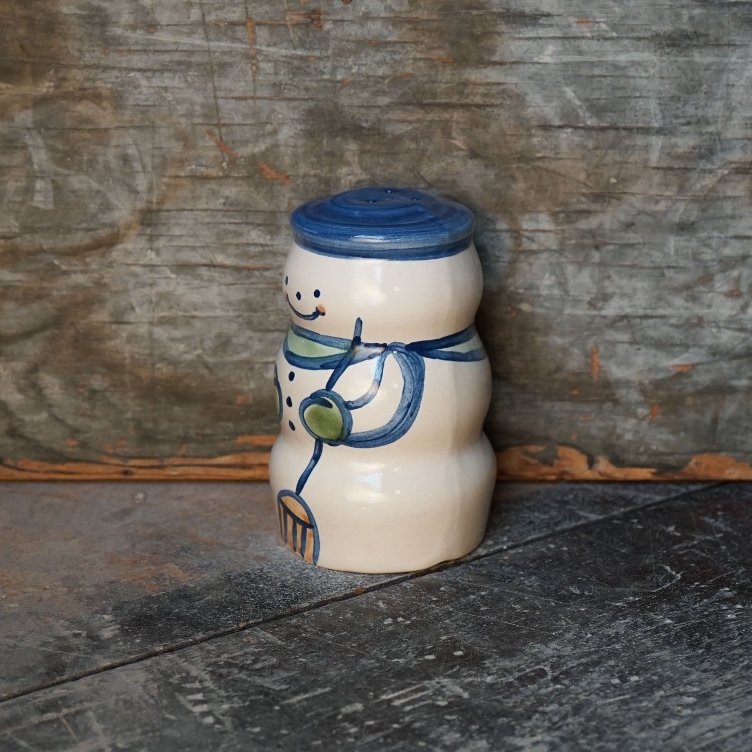 Salt and Pepper Set - Snow Man and Woman