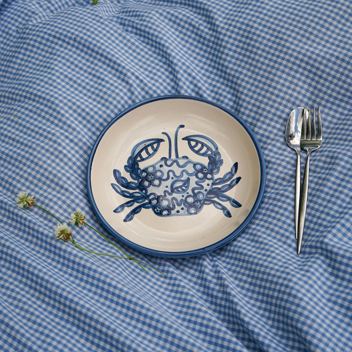 Blue Flower Crab Pasta Plate